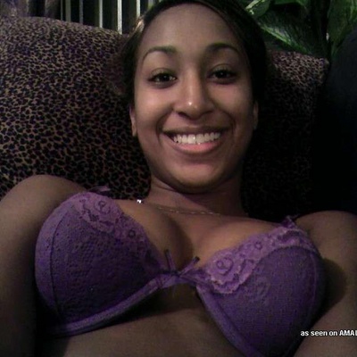 Black Amateur Cutie Exposed Her Big Tits